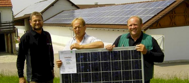 Über 100 Anlagen für Stromgewinnung durch Photovoltaik hat die MR Erding GmbH schon montiert.